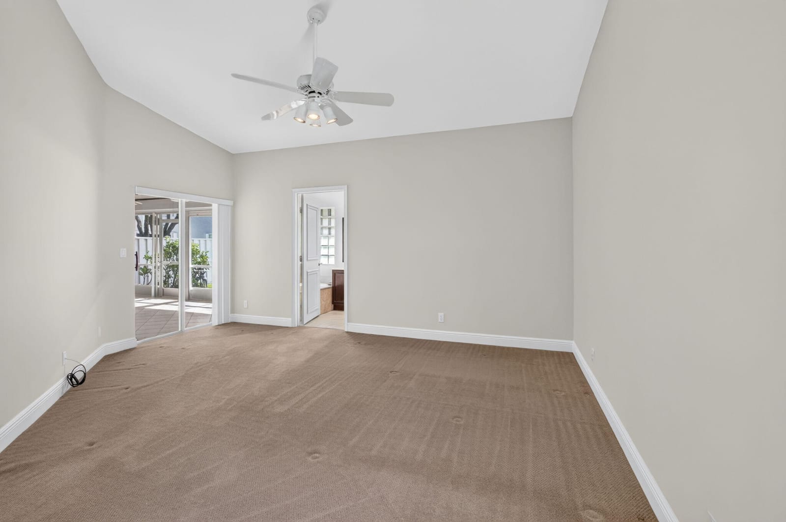 9875 Harbour Lake Circle, Boynton Beach, FL 33437 photo 23