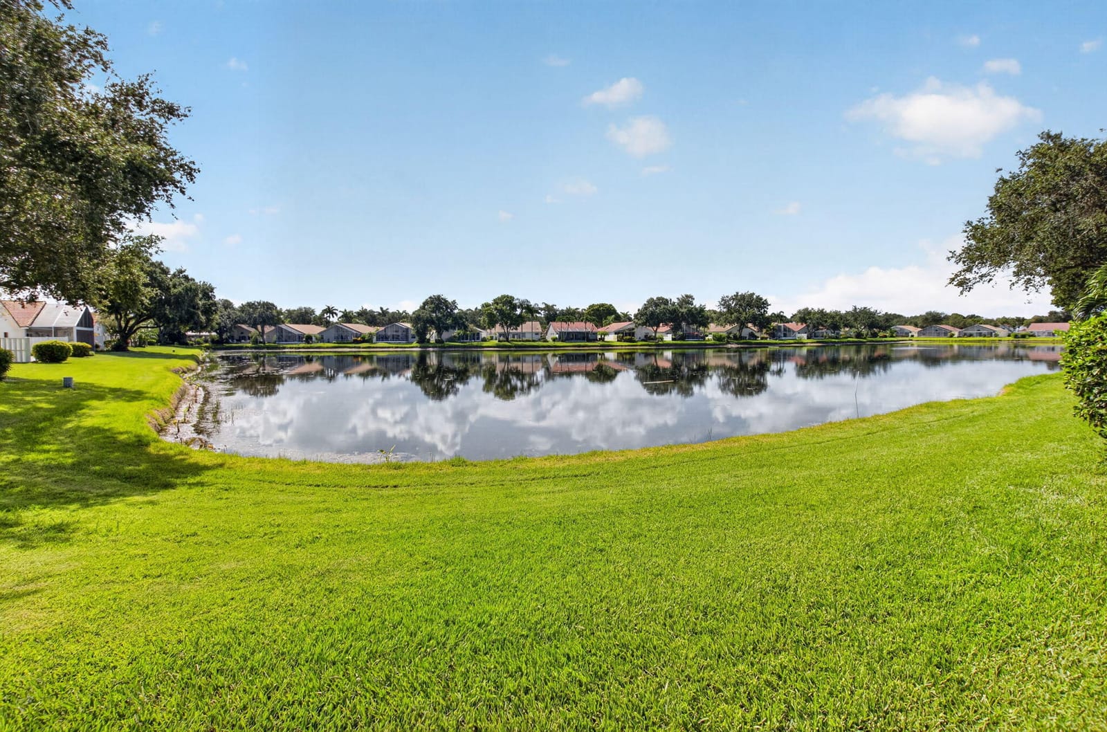 9875 Harbour Lake Circle — photo 5