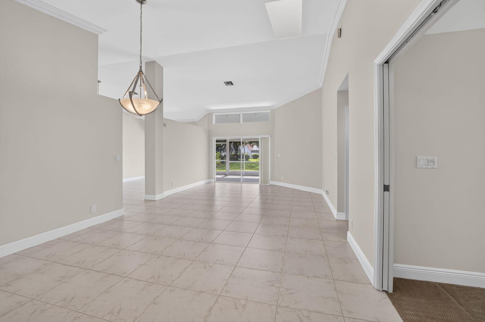 9875 Harbour Lake Circle — photo 10