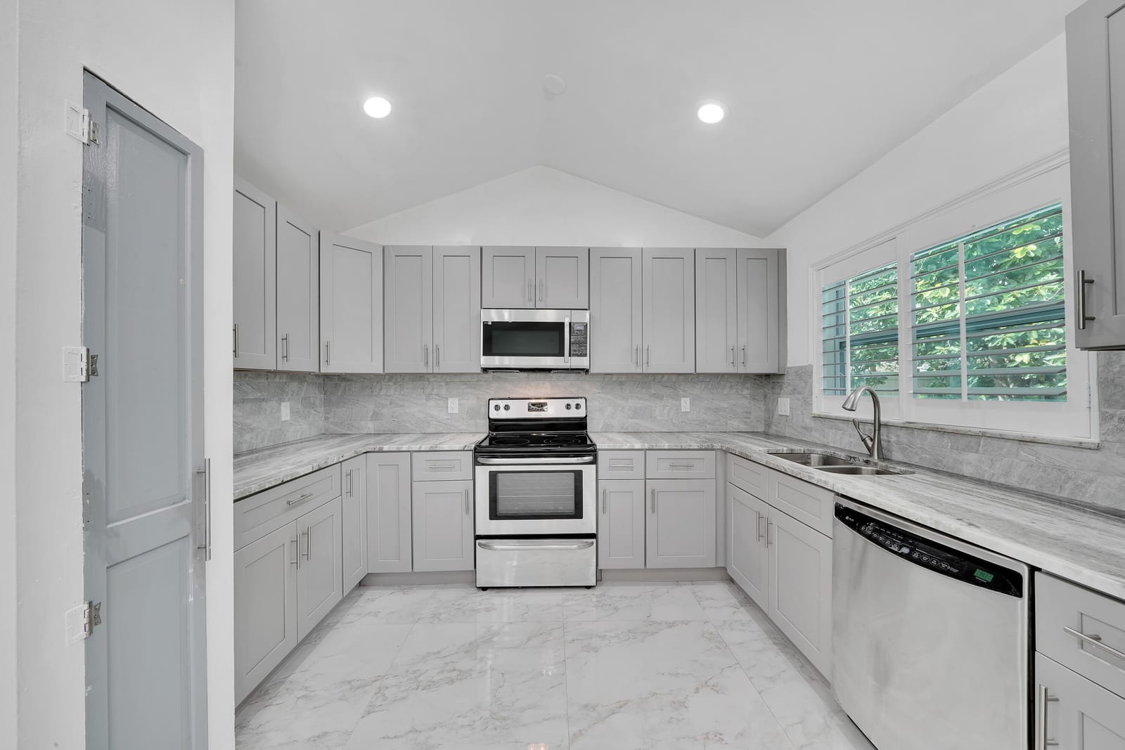 724 Avenue Chaumont, Delray Beach, FL 33445 photo 5
