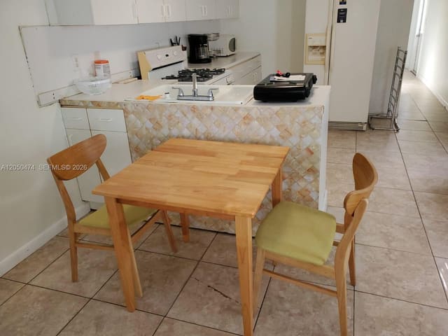 13101 SW 14 Street 1, Miami, FL 33184