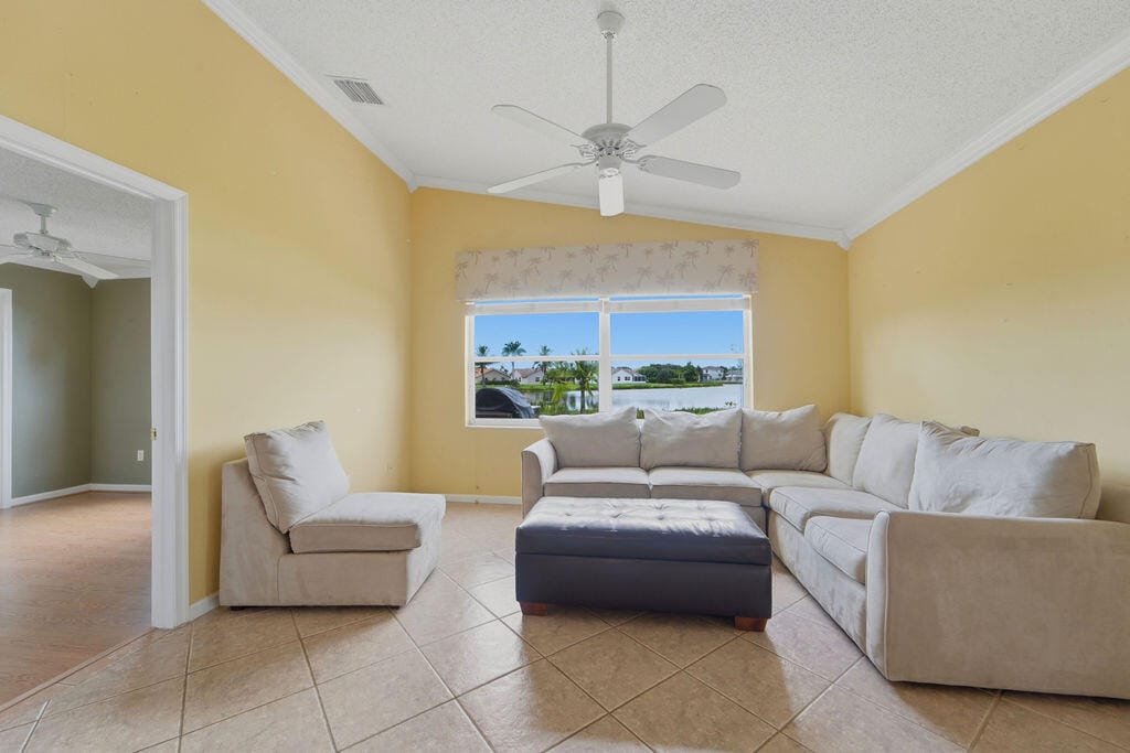 10884 Paso Fino Drive, Lake Worth, FL 33449 photo 9