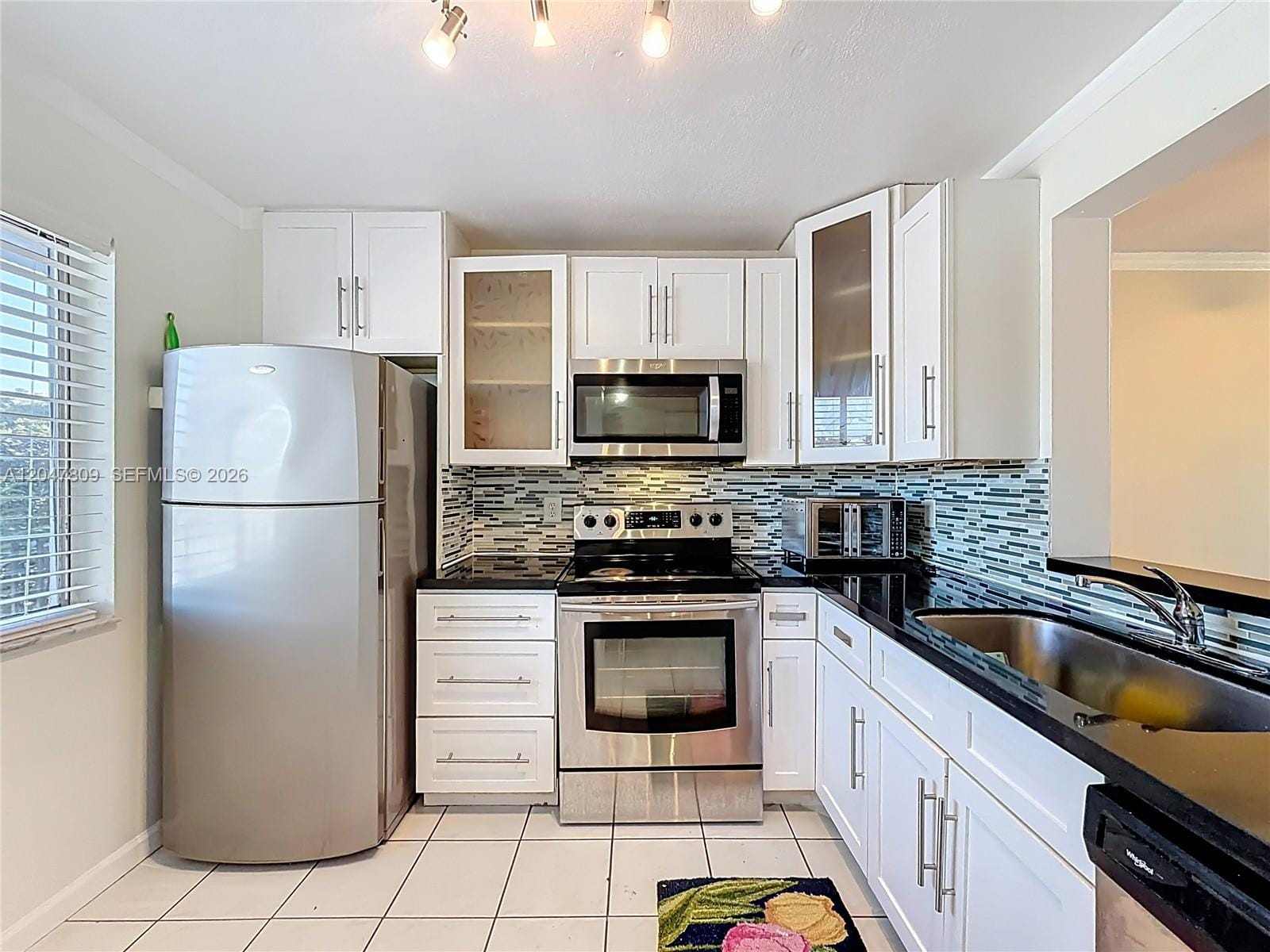8740 N Sherman Circle 206 — photo 5
