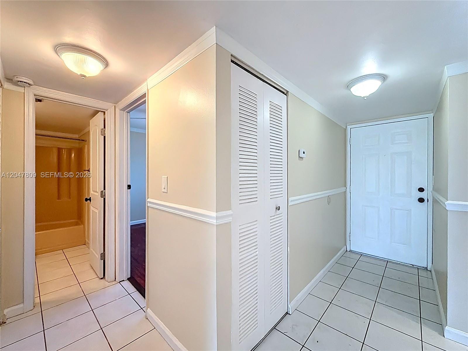 8740 N Sherman Circle 206 — photo 6