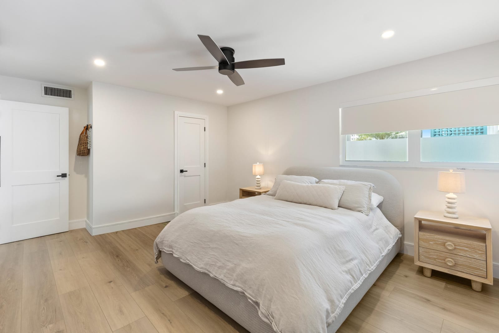 419 Golden Isles Drive 210 — photo 10