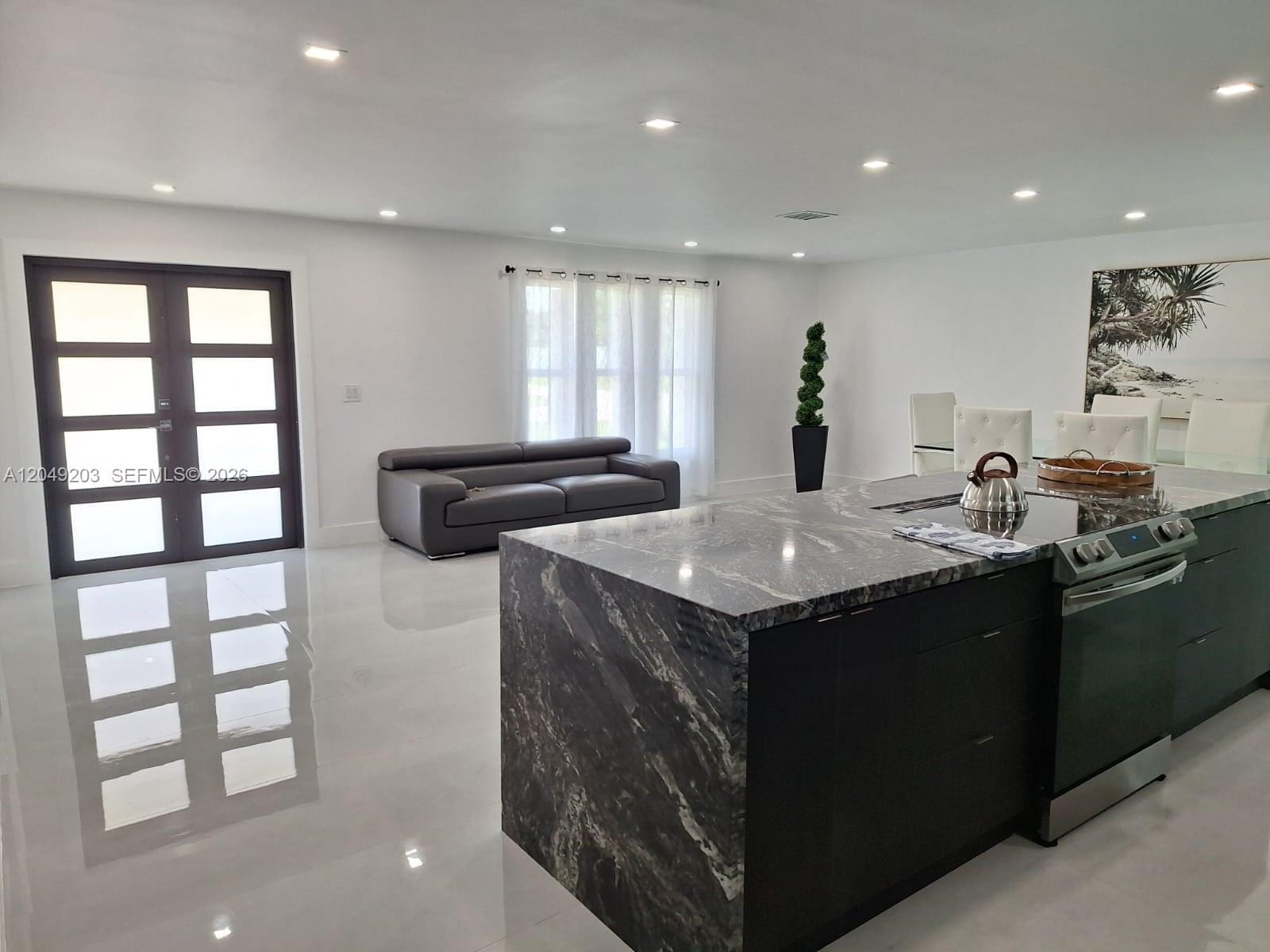 4440 SW 14 Place — photo 3