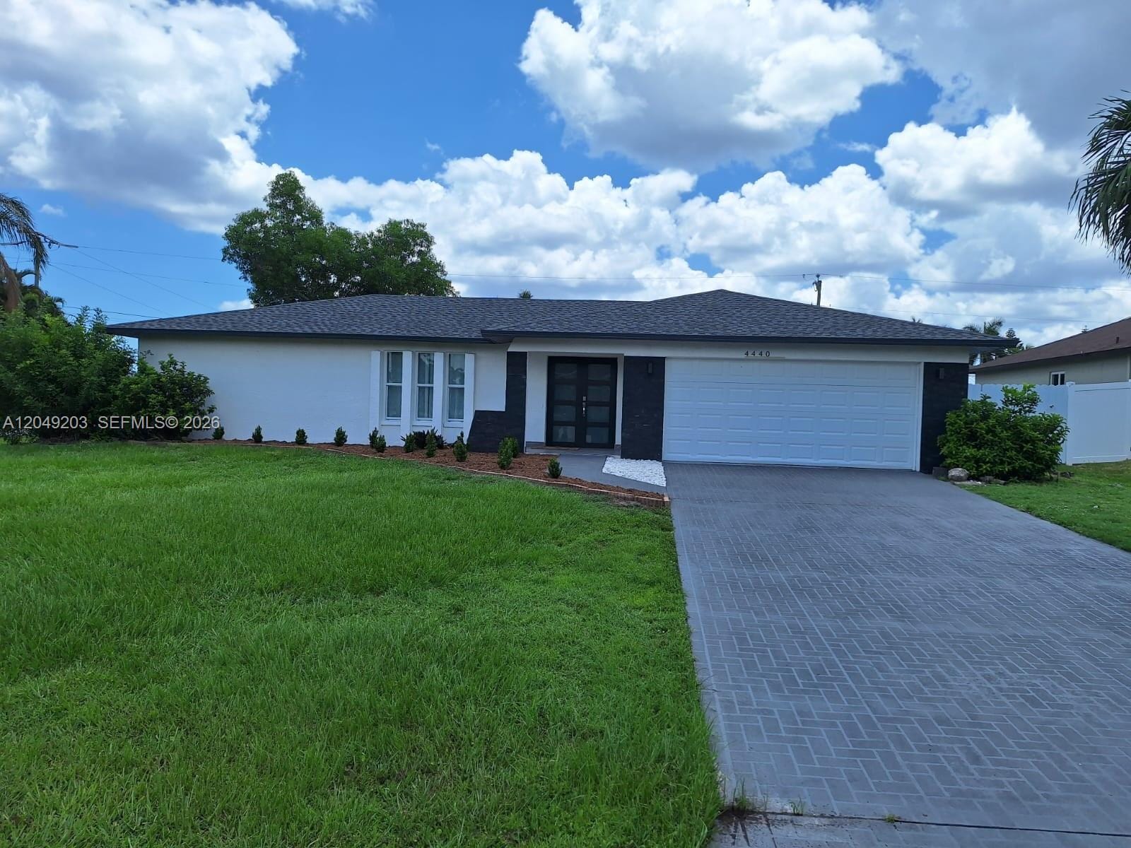 4440 SW 14 Place