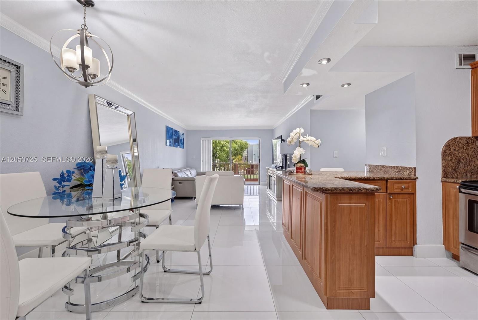 6195 W 18th Avenue G212, Hialeah, FL 33012