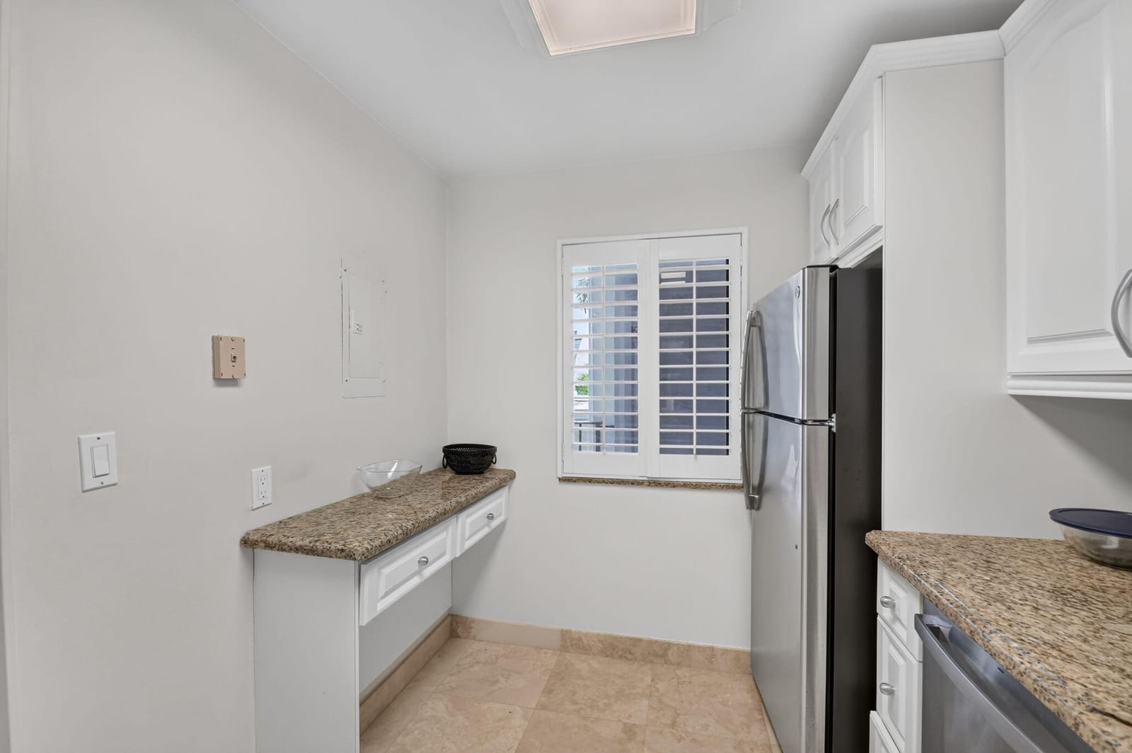 4539 Luxemburg Court 205, Lake Worth, FL 33467 photo 9