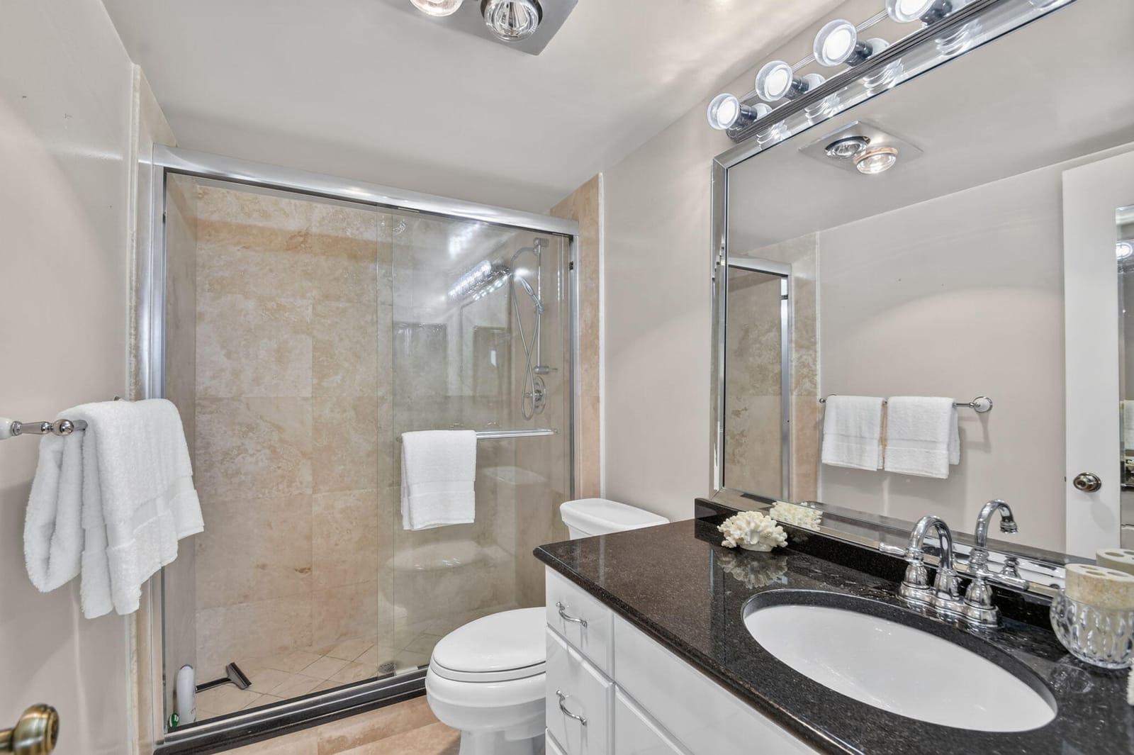 4539 Luxemburg Court 205, Lake Worth, FL 33467 photo 13