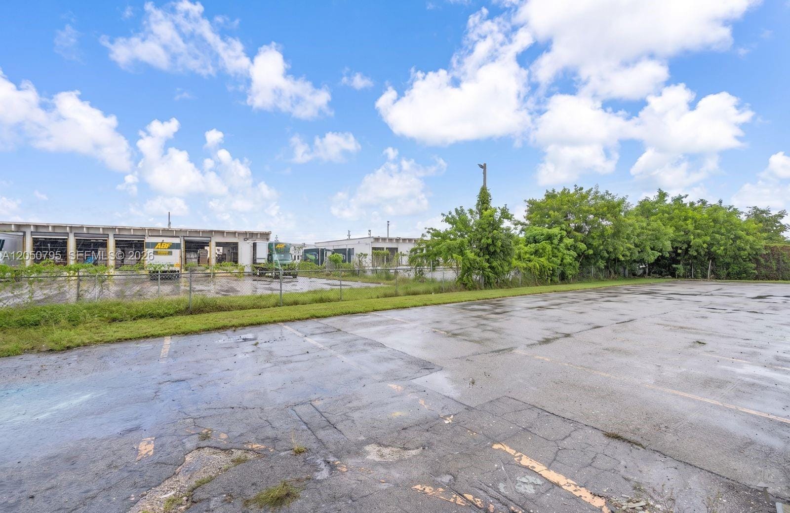 7440 NW 66th Street, Miami, FL 33166 photo 11