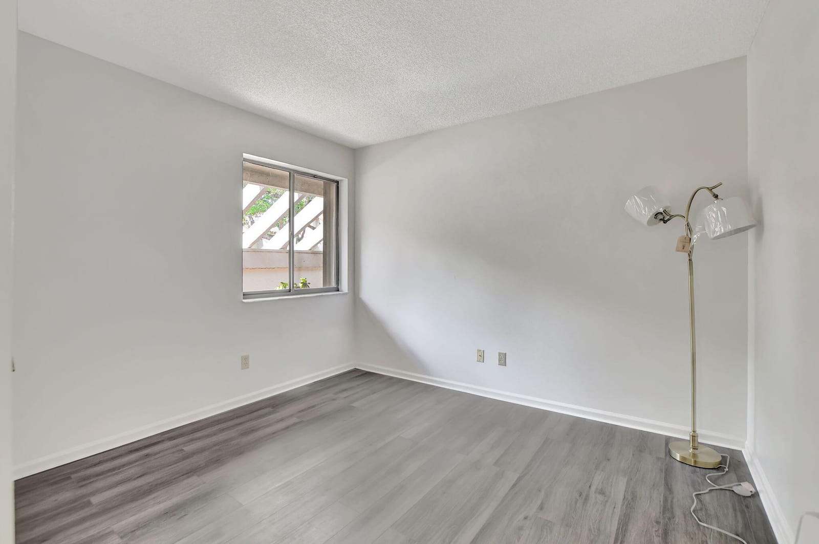 5640 Coach House Circle C — photo 12