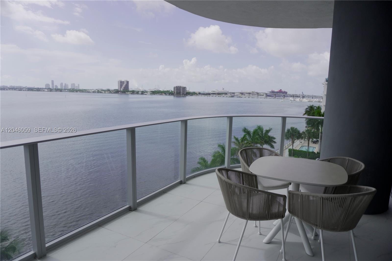 725 NE 24 Street 401 — photo 10