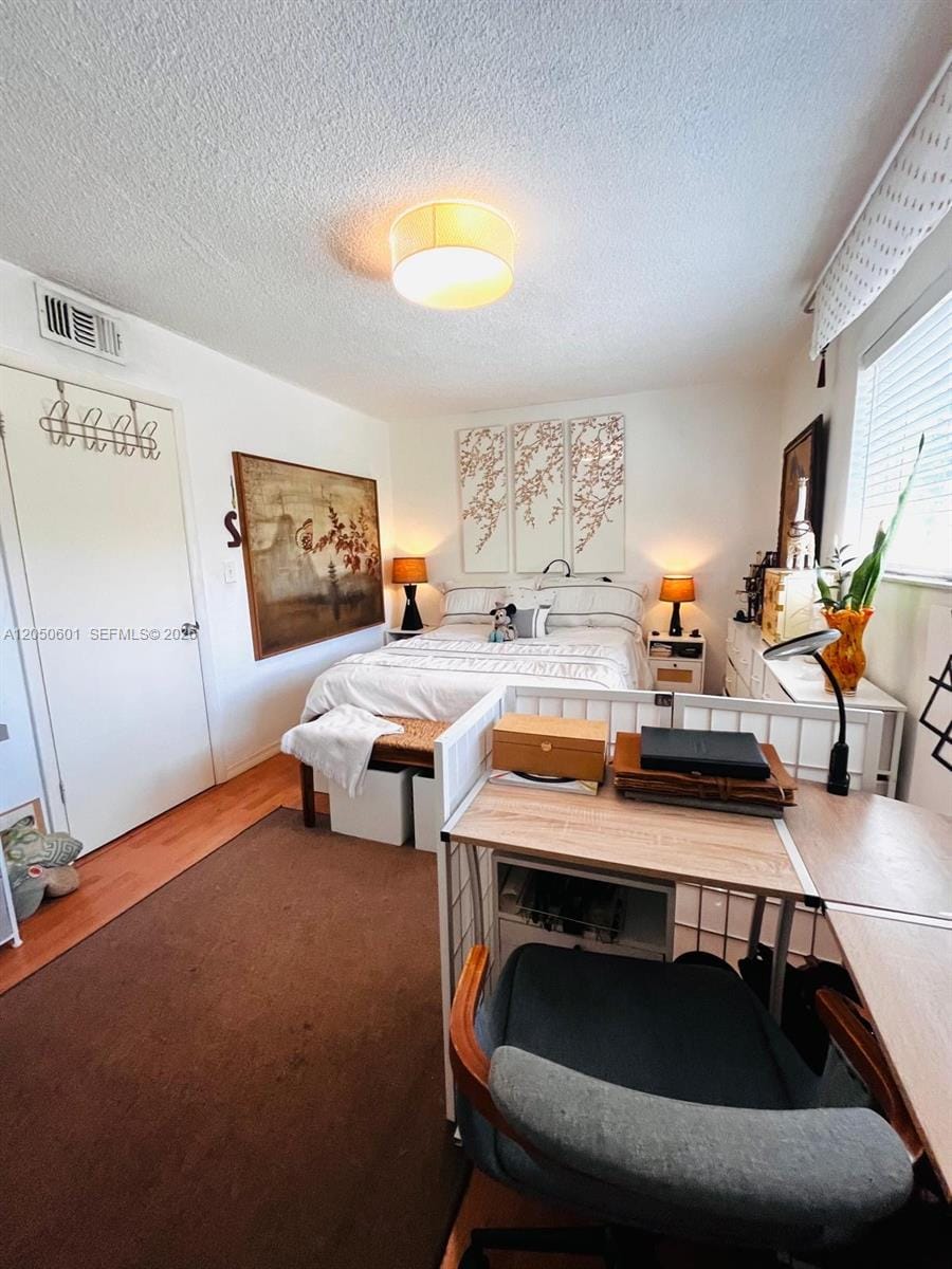 520 NE 38th Street 15 — photo 4