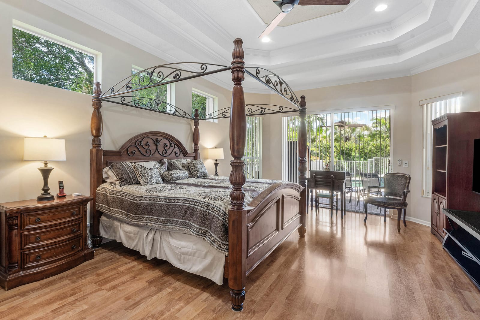 911 Forest Glen Lane, Wellington, FL 33414 photo 15