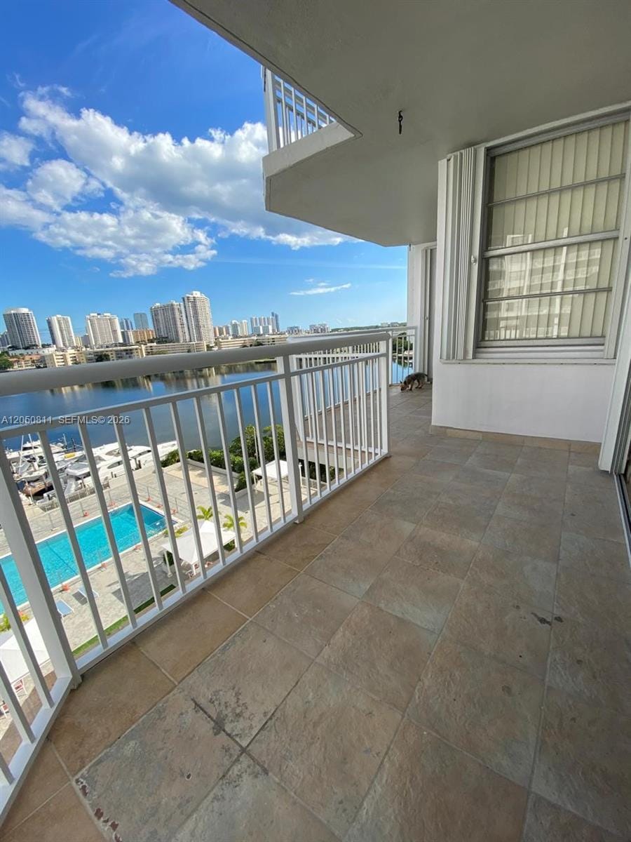 18041 Biscayne Boulevard 804, Aventura, FL 33160 photo 14