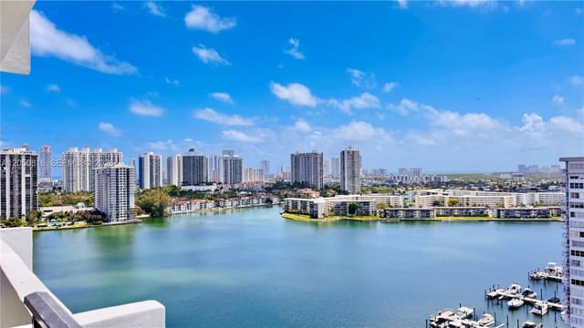 2780 NE 183rd Street 2012, Aventura, FL 33160