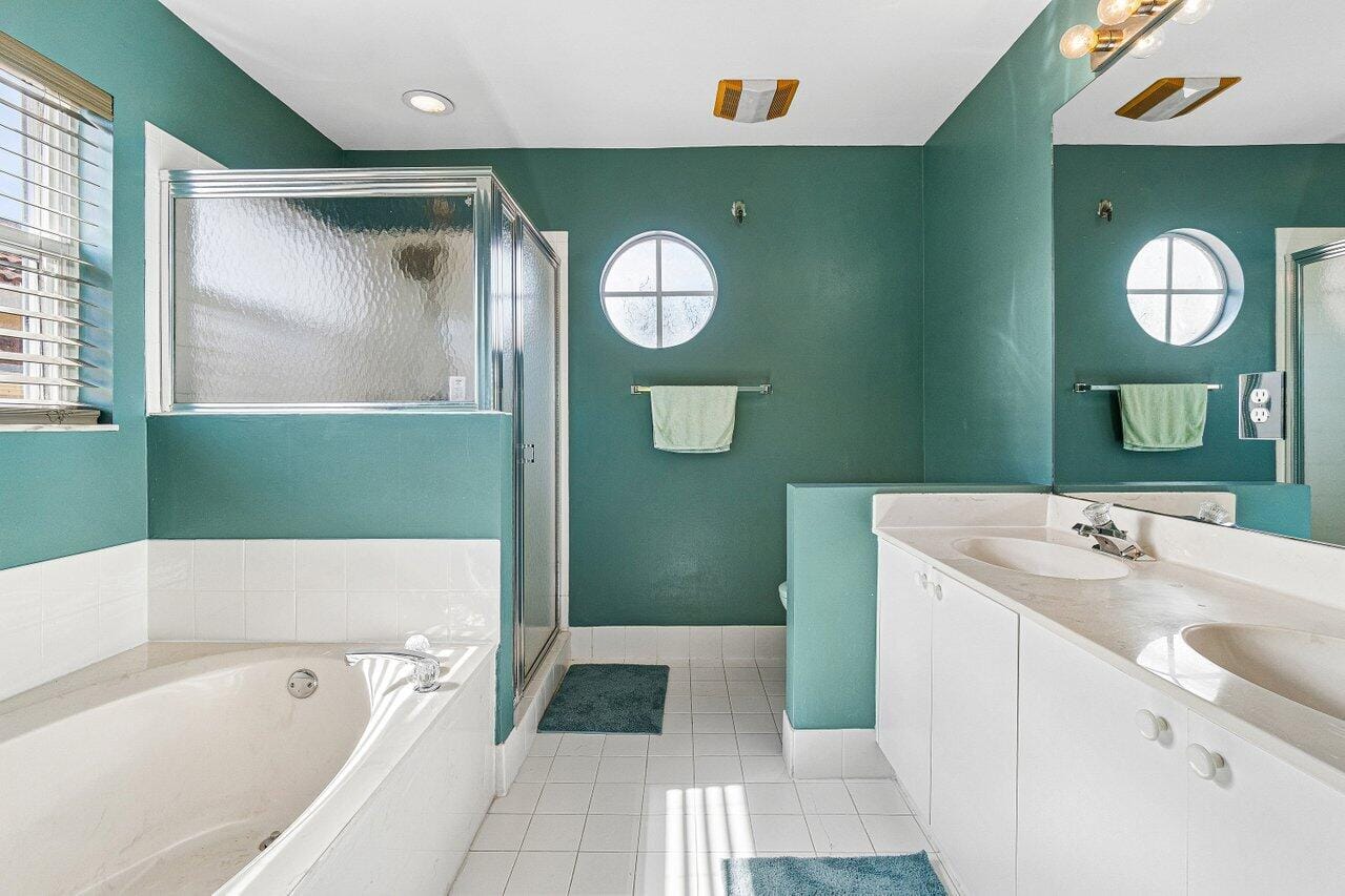 7835 Springfield Lake Drive — photo 11