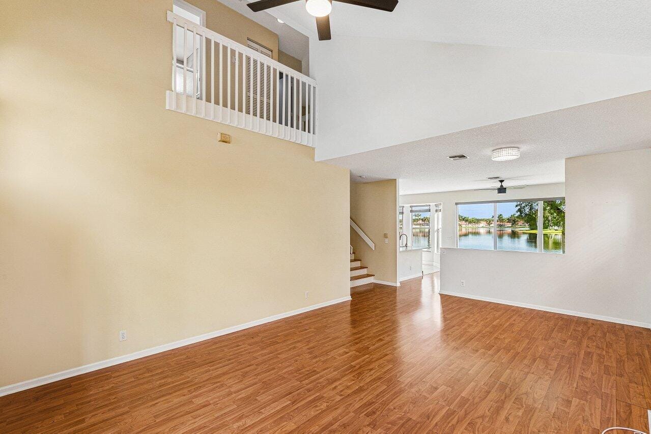 7835 Springfield Lake Drive — photo 3