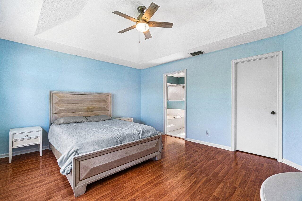 7835 Springfield Lake Drive — photo 9