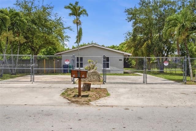 26410 SW 138th Court, Homestead, FL 33032