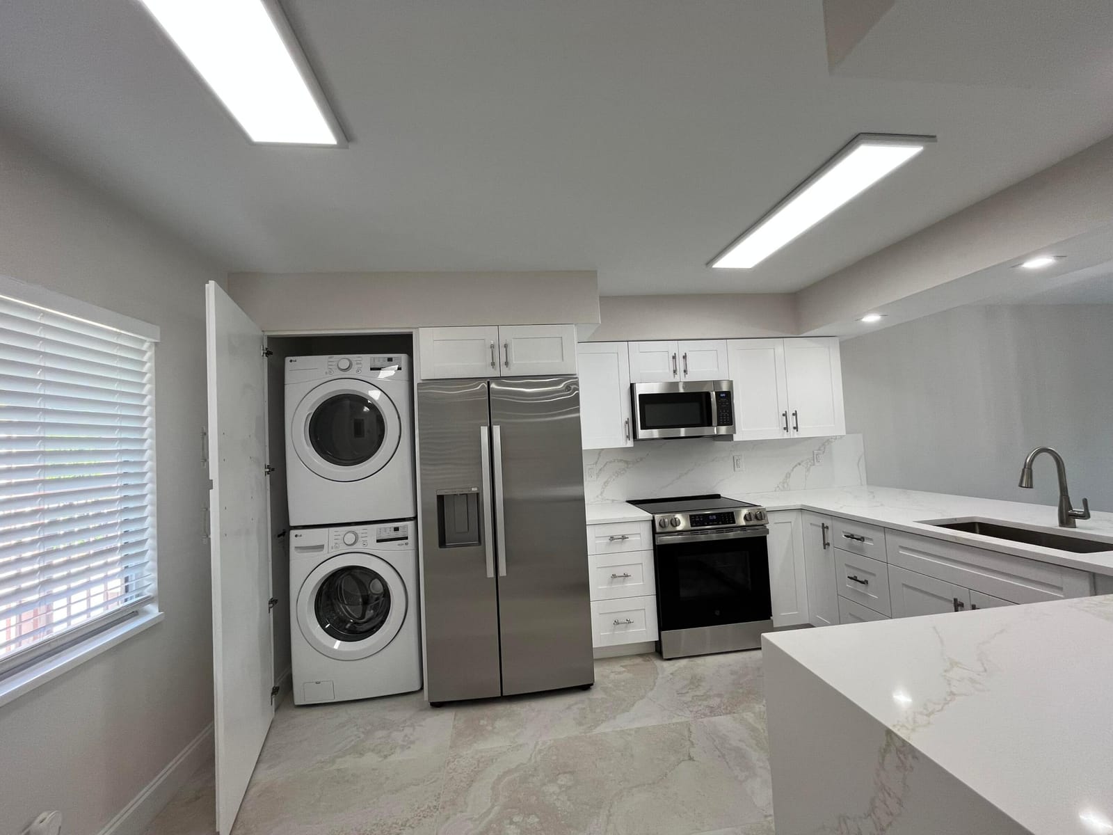 7321 Amberly Lane 302 — photo 4