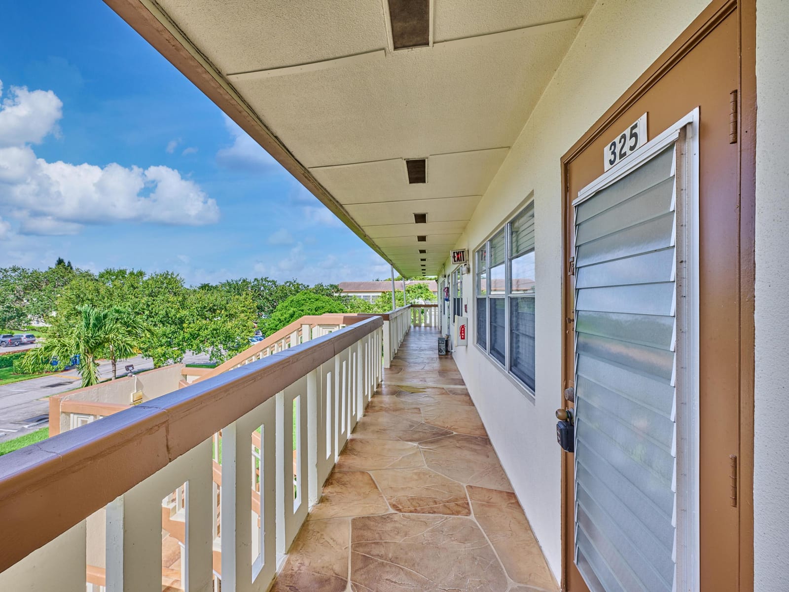 325 Mansfield Drive 325 H — photo 3