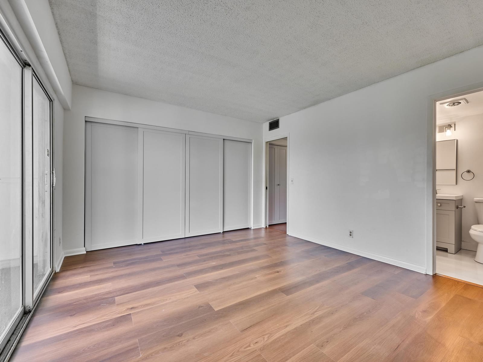 325 Mansfield Drive 325 H — photo 7