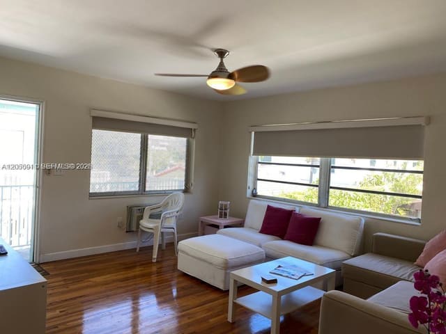 7935 Carlyle Avenue 10, Miami Beach, FL 33141