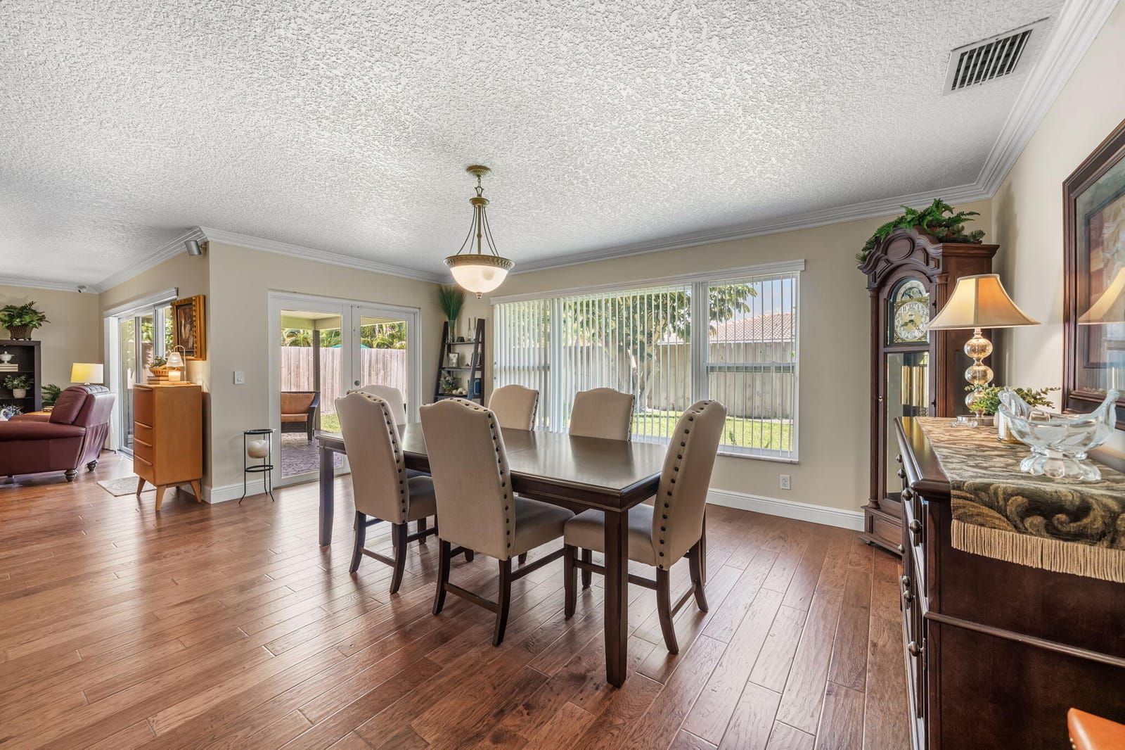 741 Curlew Road — photo 8