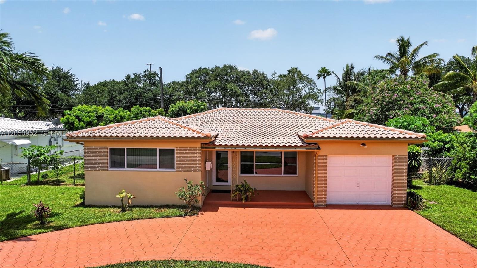 206 N 32nd Avenue, Hollywood, FL 33021