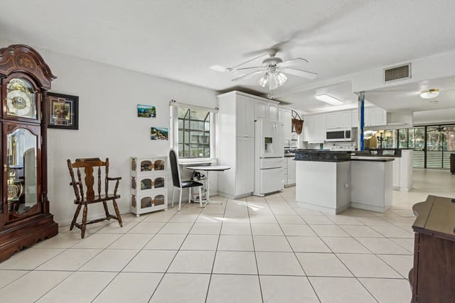 7515 NW 79th Avenue 109, Bonaire At Woodmont, Tamarac, FL