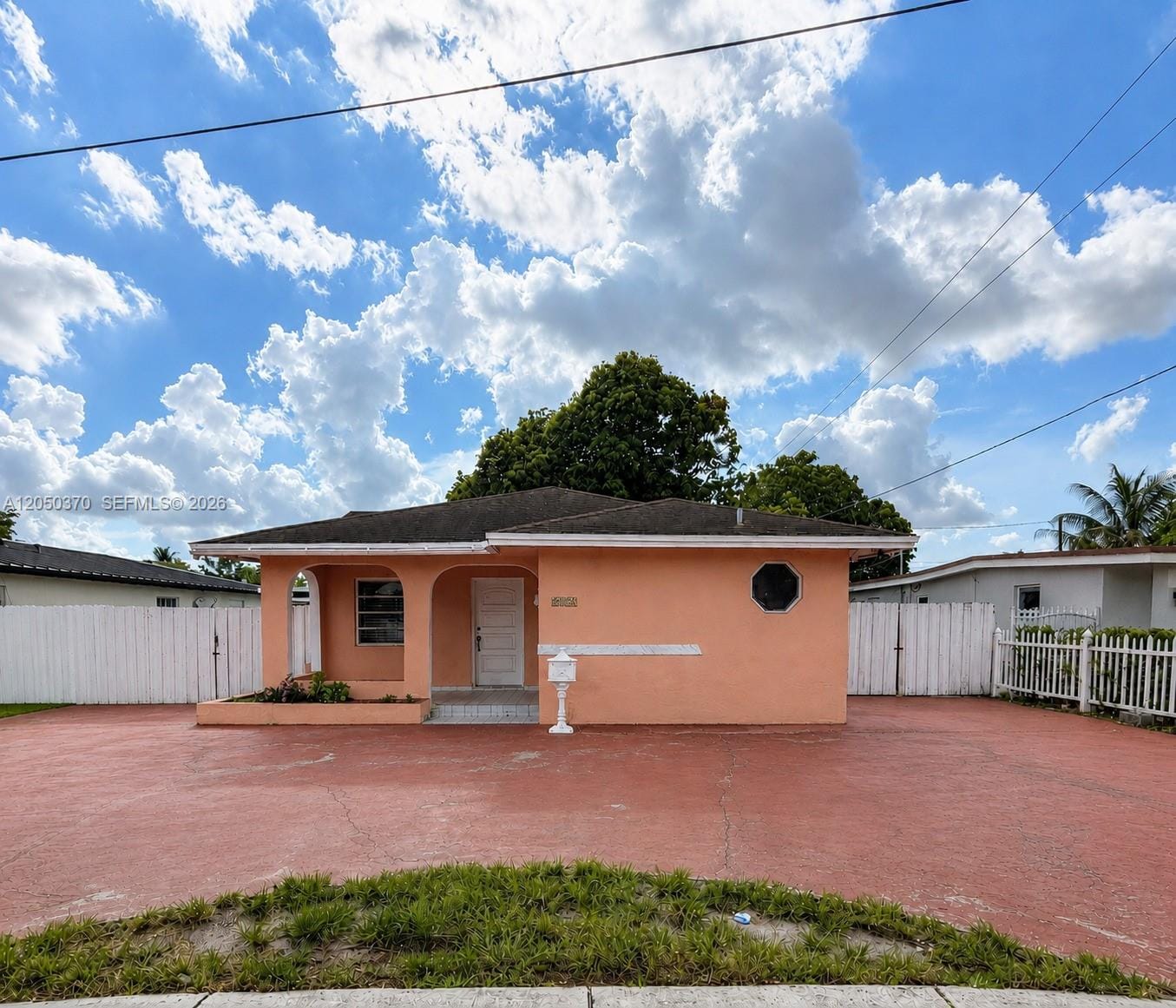 6161 E 4th Avenue, Hialeah, FL 33013