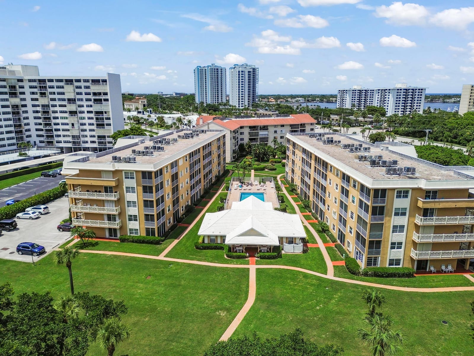 308 Golfview Road 101, North Palm Beach, FL 33408 photo 26