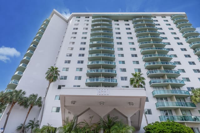 19380 Collins Avenue 1527, Sunny Isles Beach, FL 33160