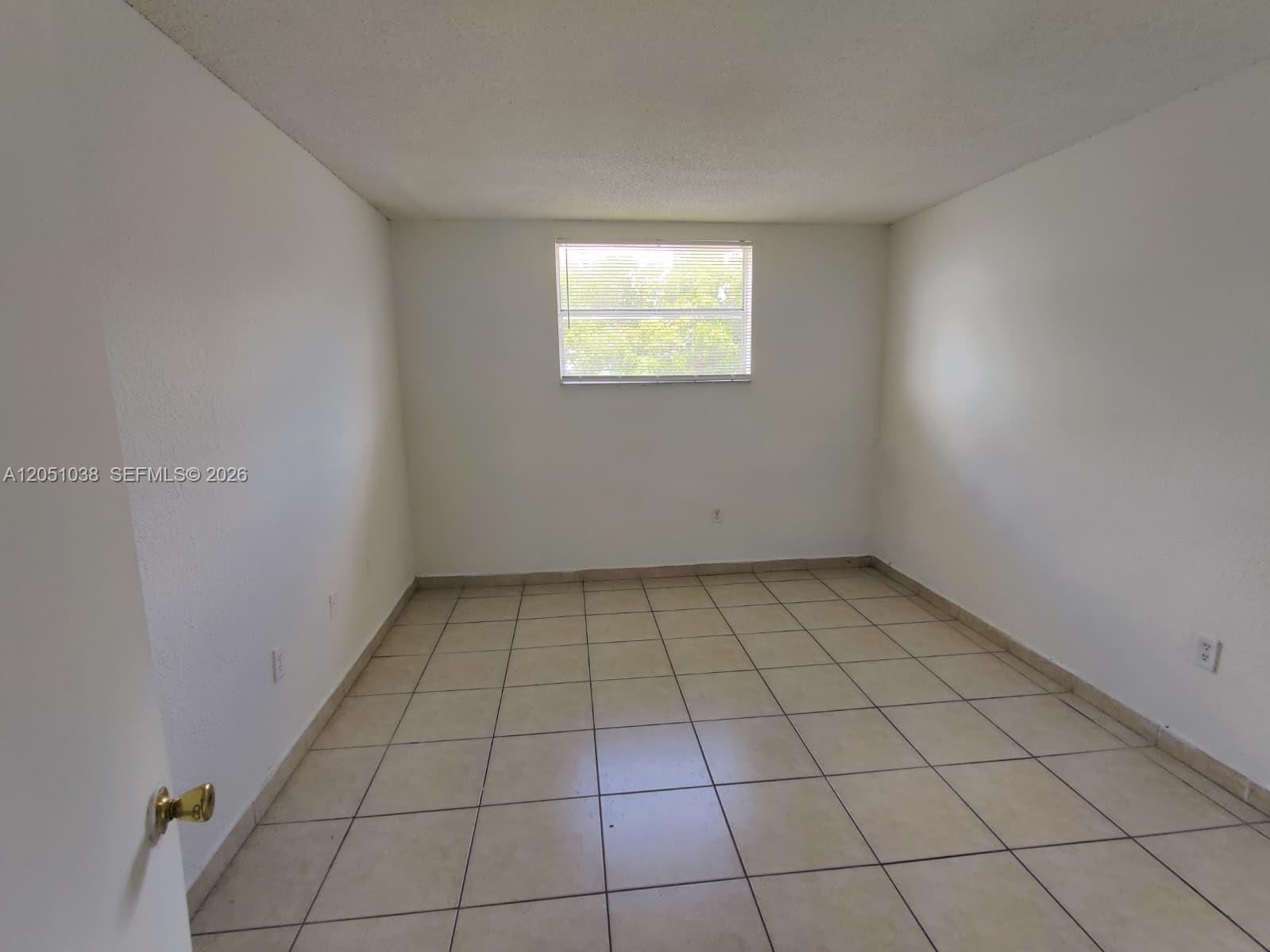666 W 81st Street 414, Hialeah, FL 33014 photo 9