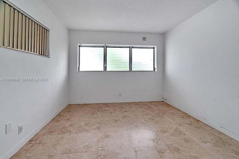1450 NE 170th Street 204, North Miami Beach, FL 33162 photo 18