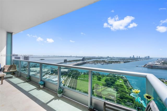 900 Biscayne Boulevard 3704, Miami, FL 33132