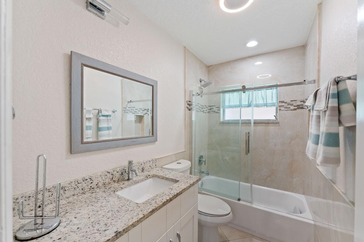 4184 NW 52nd Avenue, Lauderdale Lakes, FL 33319 photo 11