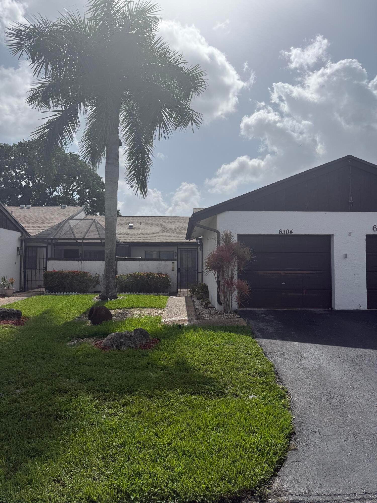 6304 Wedgewood Terrace B8, Tamarac, FL 33321
