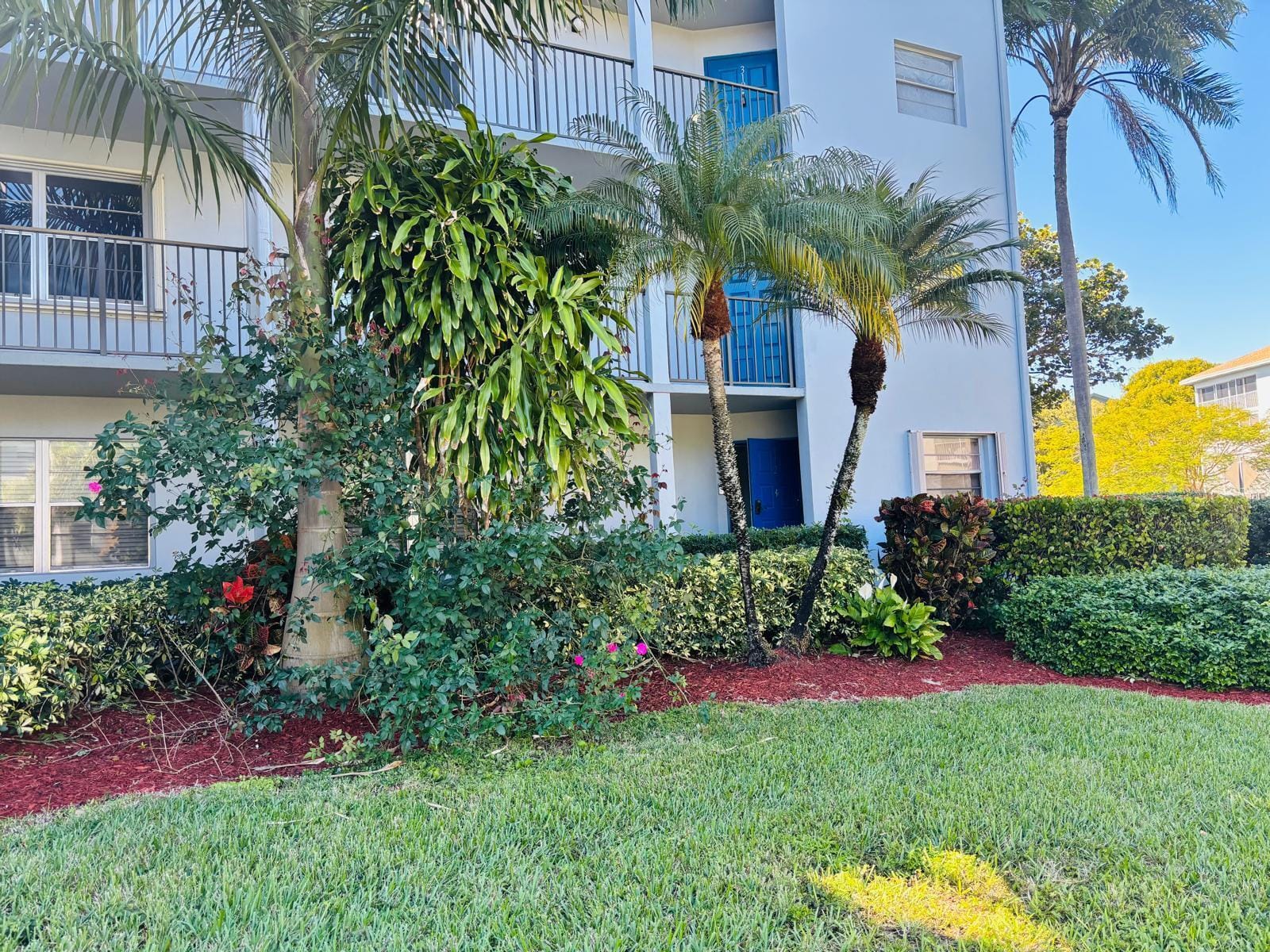 800 SW 125th Way 112O, Pembroke Pines, FL 33027 photo 1