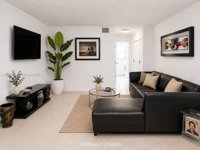 500 NE 2nd Street 221, Dania Beach, FL 33004
