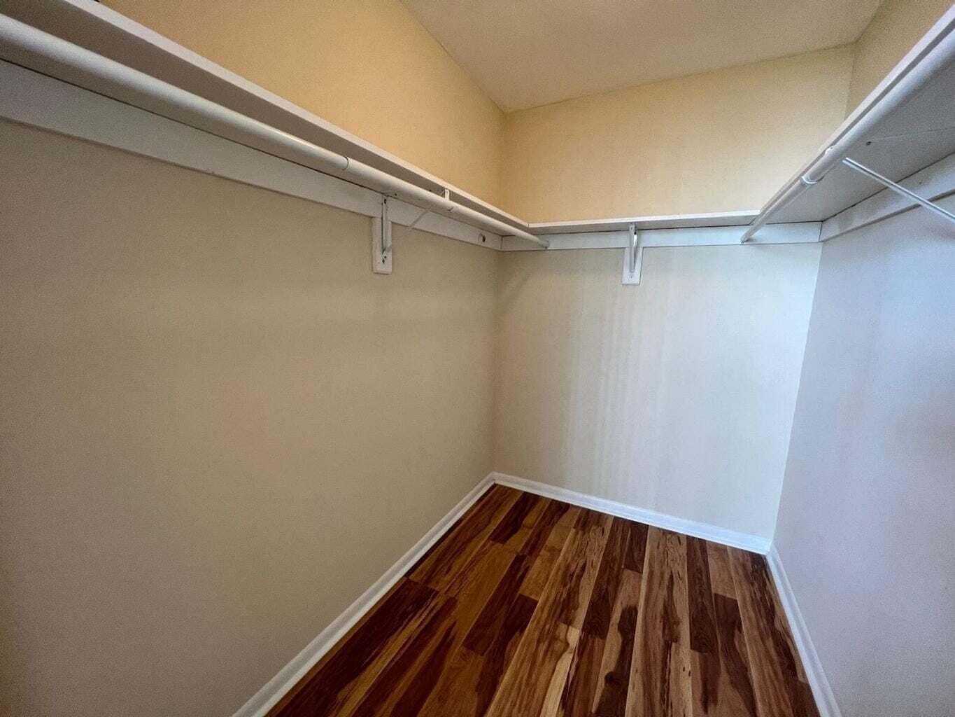 1900 N Congress Avenue 403 — photo 2