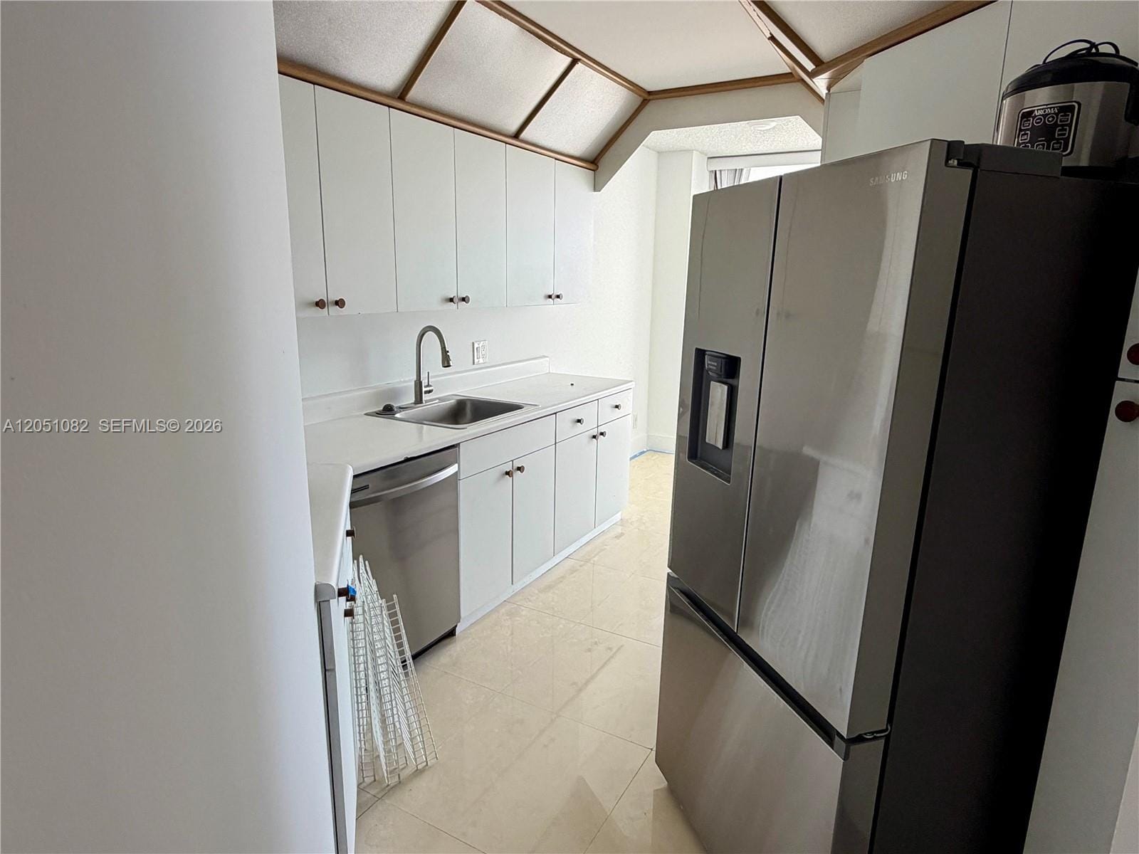 3610 Yacht Club Drive 602 — photo 5