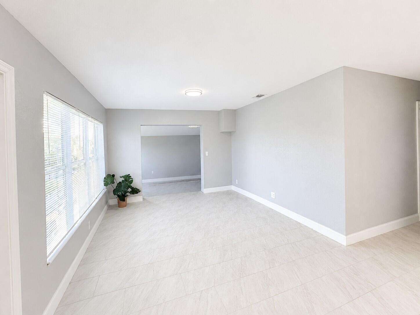 1321 W 3rd Street — photo 3