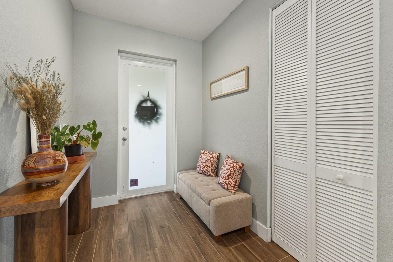 601 SW S Quick Circle — photo 3