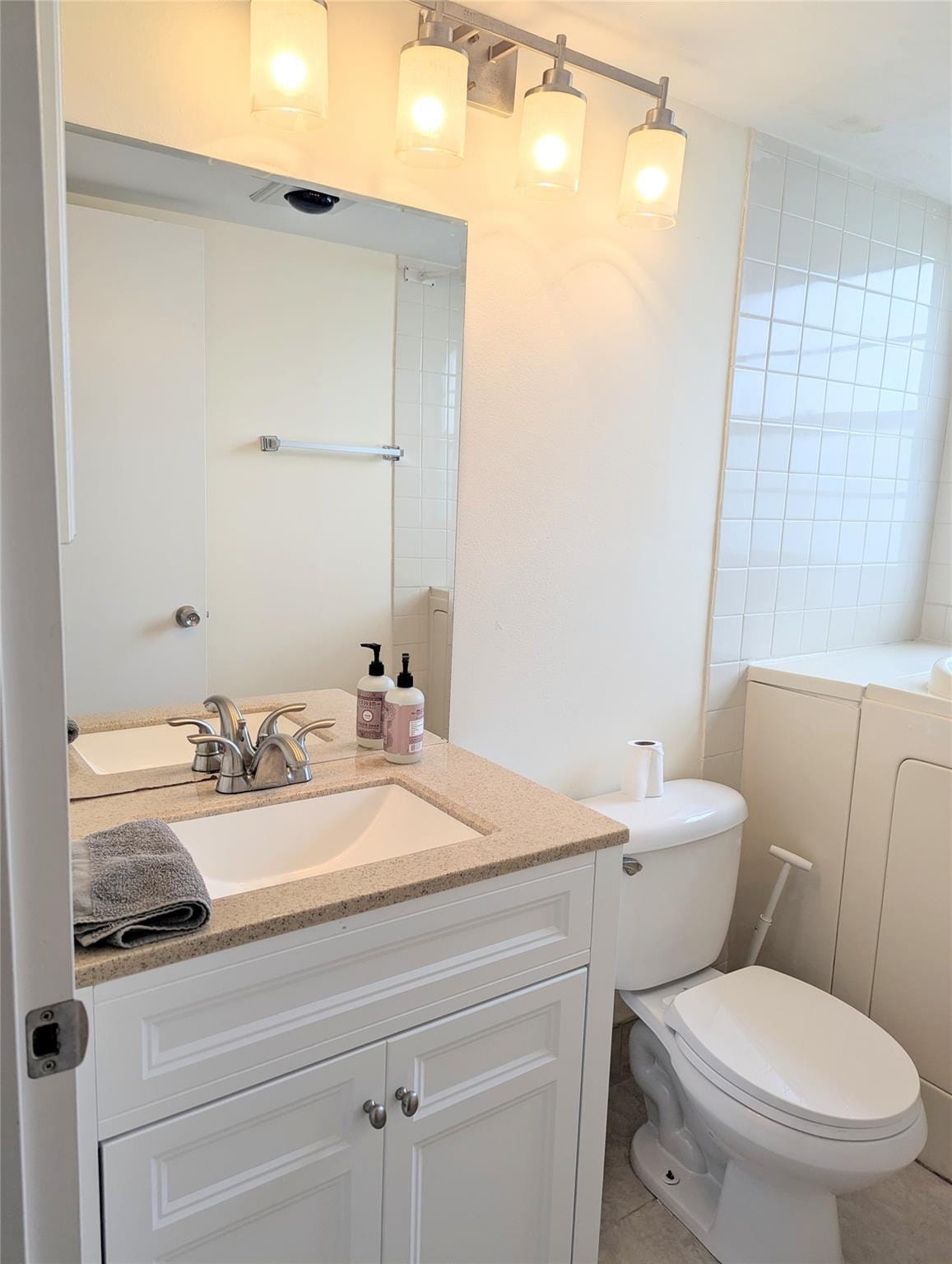 589 Fanshaw O 589, Boca Raton, FL 33434 photo 20
