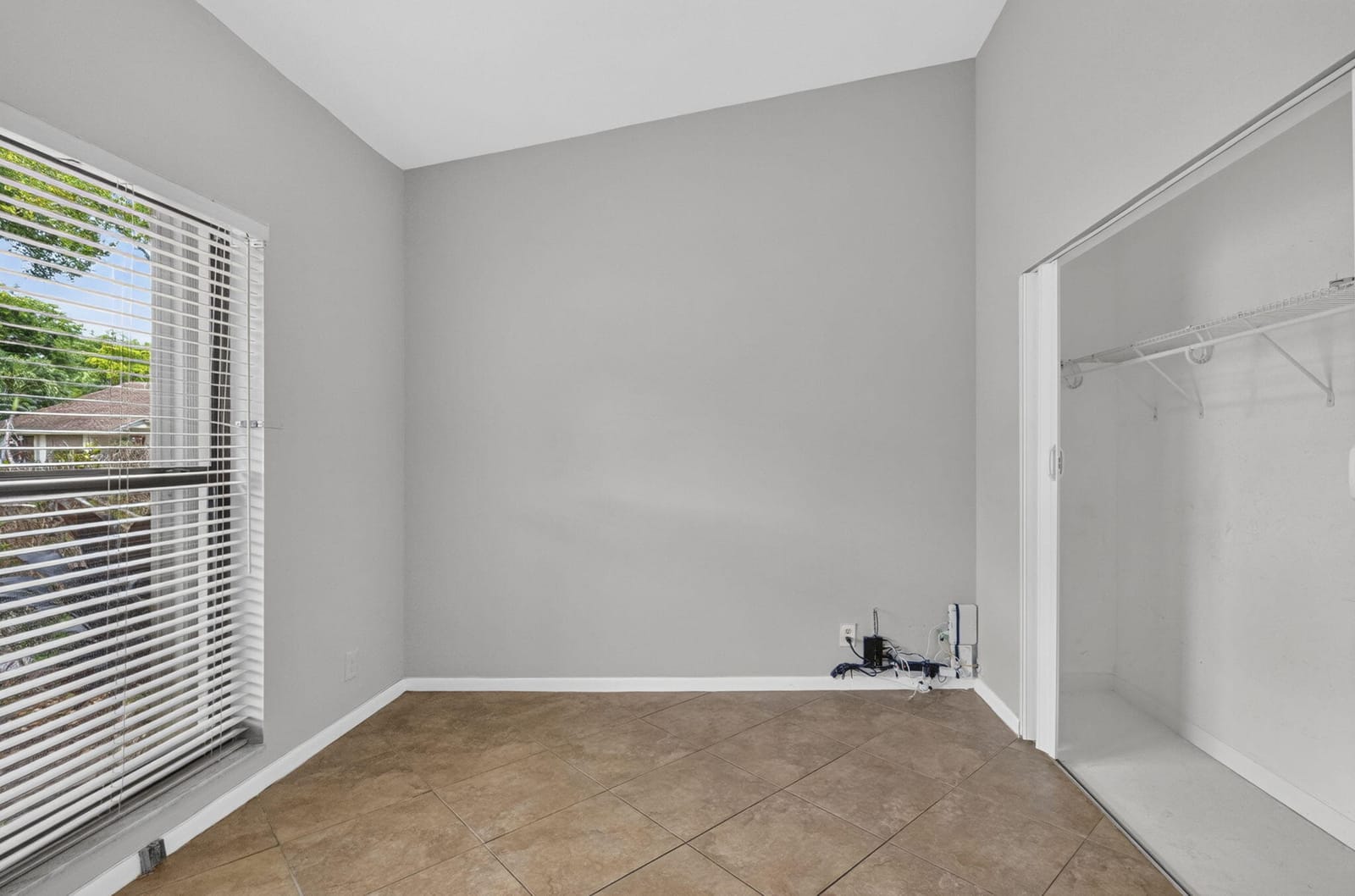 3076 S Oakland Forest Drive 503, Oakland Park, FL 33309 photo 19