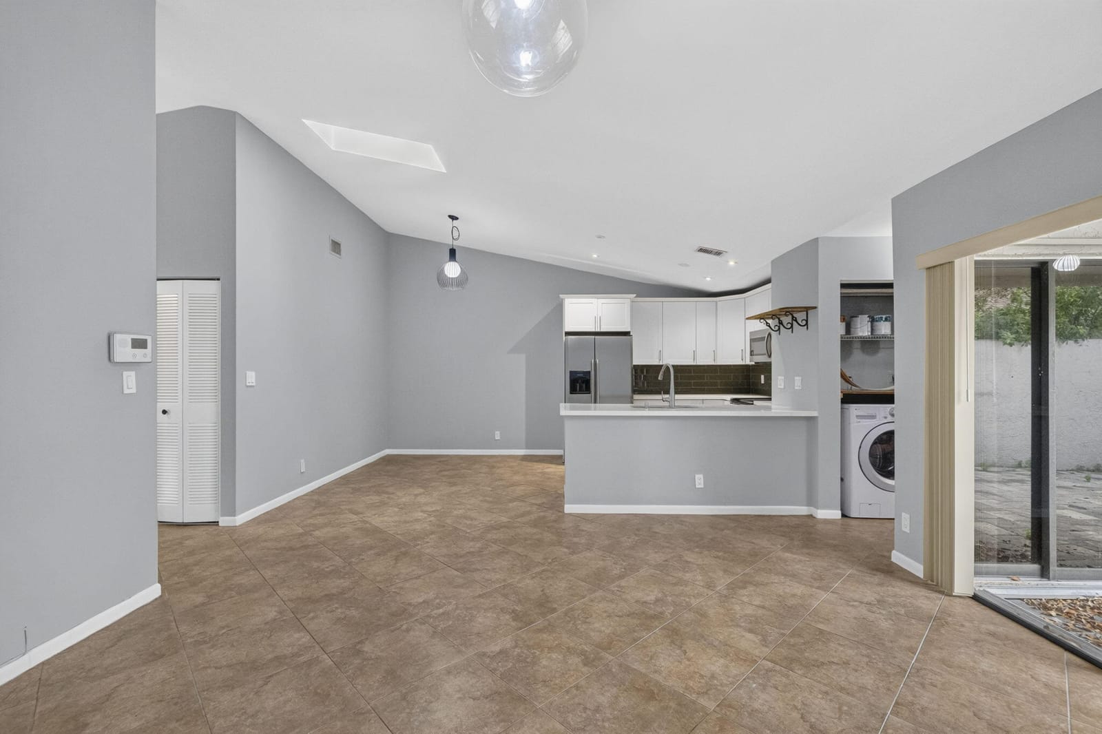 3076 S Oakland Forest Drive 503, Oakland Park, FL 33309 photo 7