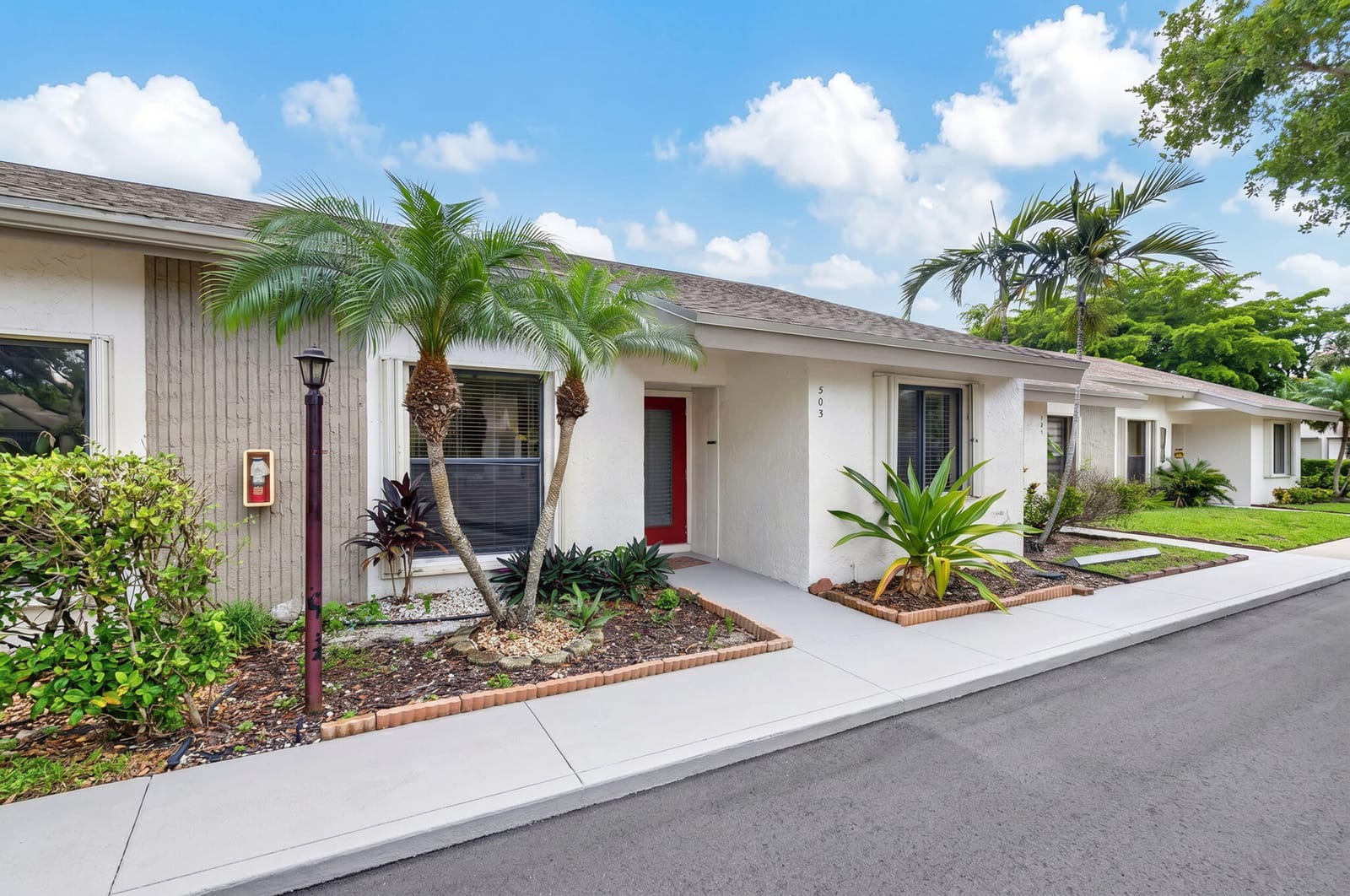 3076 S Oakland Forest Drive 503, Oakland Park, FL 33309